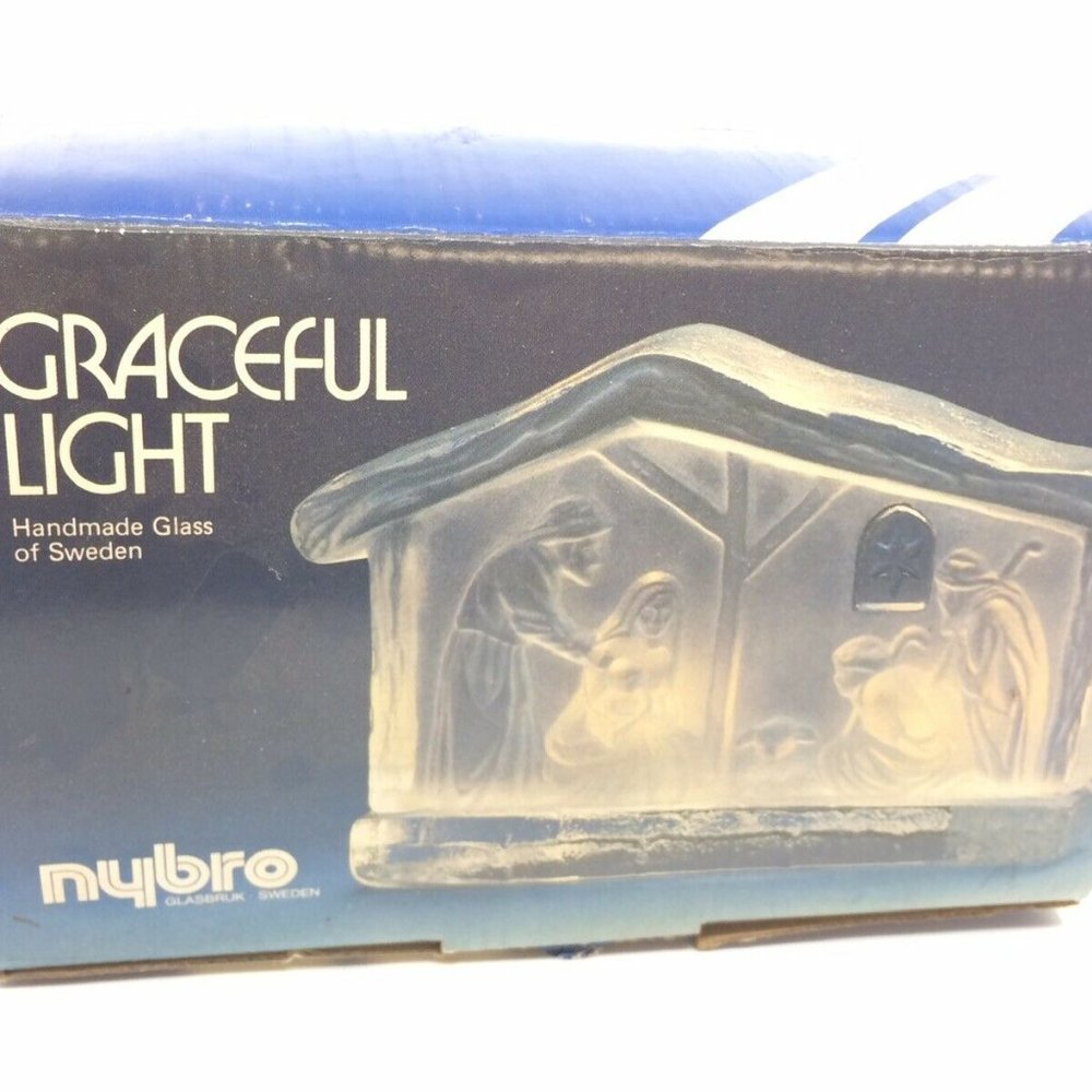 Vintage Crystal Glass NYBRO Sweden Handmade Crib